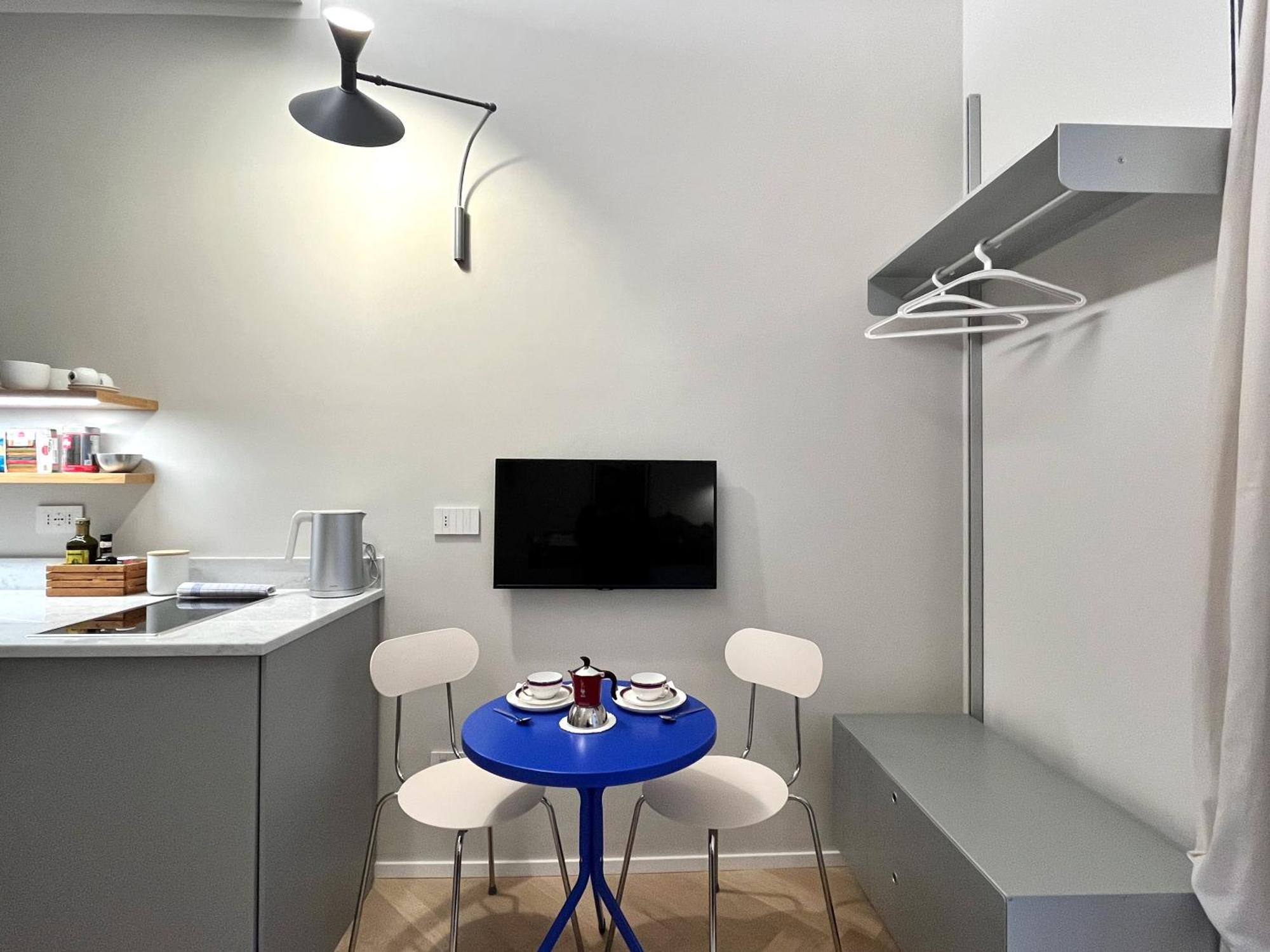 Nino6 - Micro Design Apartment Milan Bagian luar foto