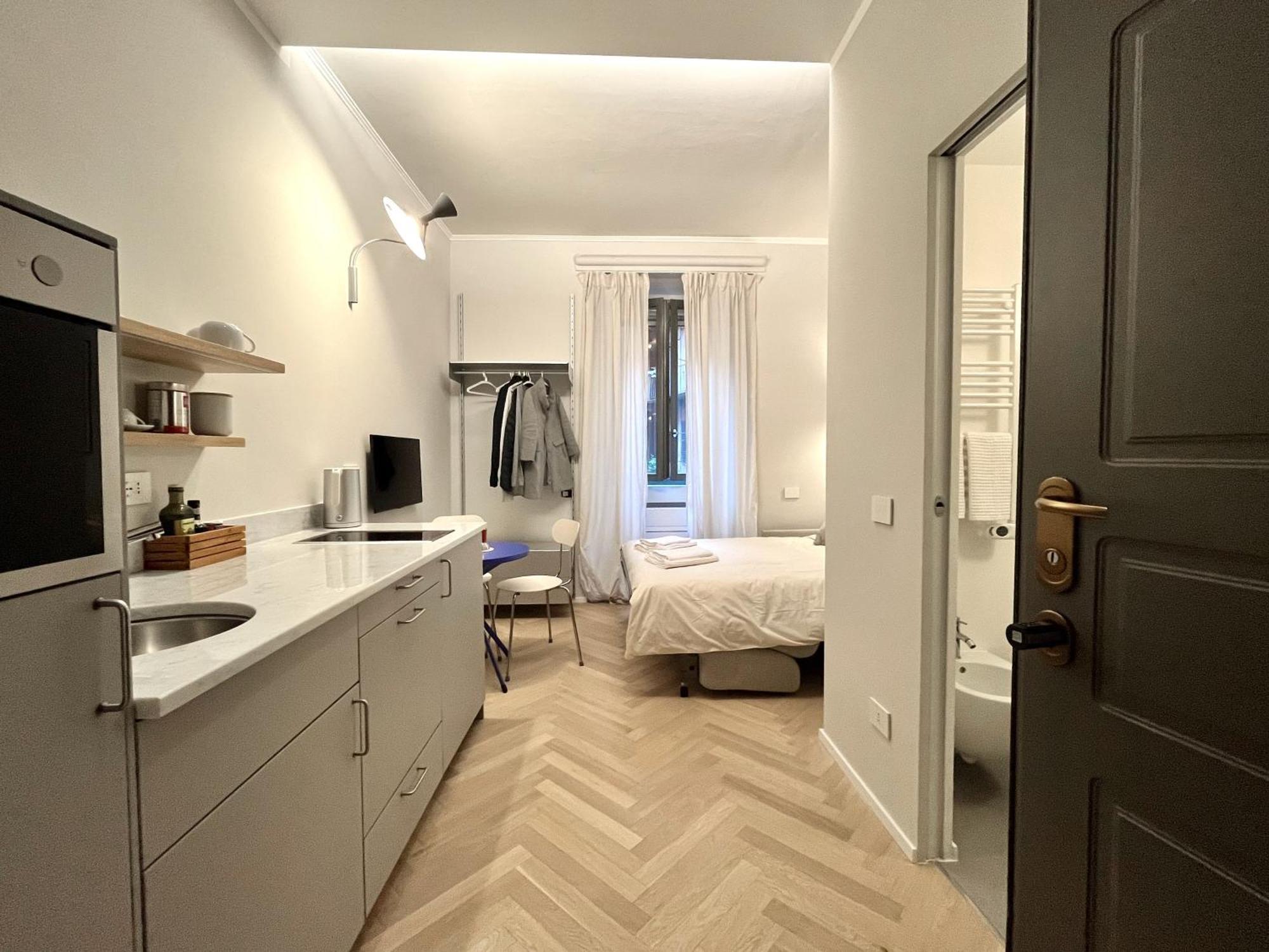 Nino6 - Micro Design Apartment Milan Bagian luar foto